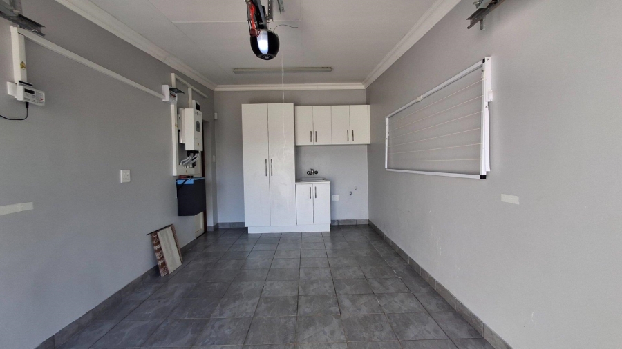 3 Bedroom Property for Sale in Hartenbos Central Western Cape
